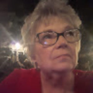 Meet your Posher, Corrine